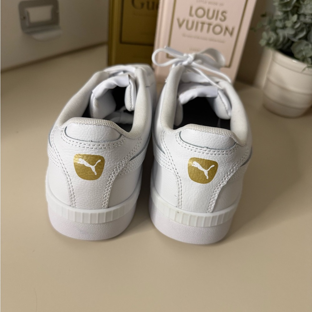 Puma Court Sneakers - White and Gold - Women’s Size 11 - New in Box - Picture 3 of 4
